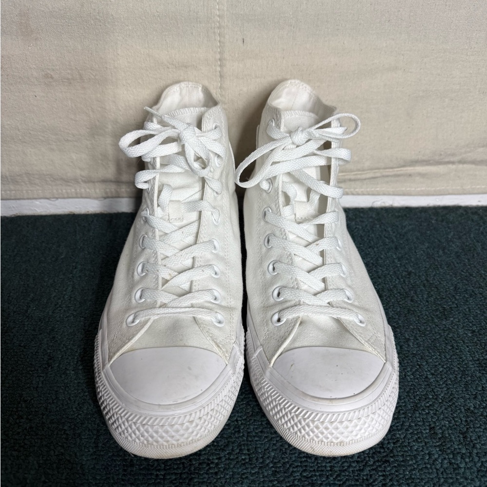 Converse Unisex White Sneakers